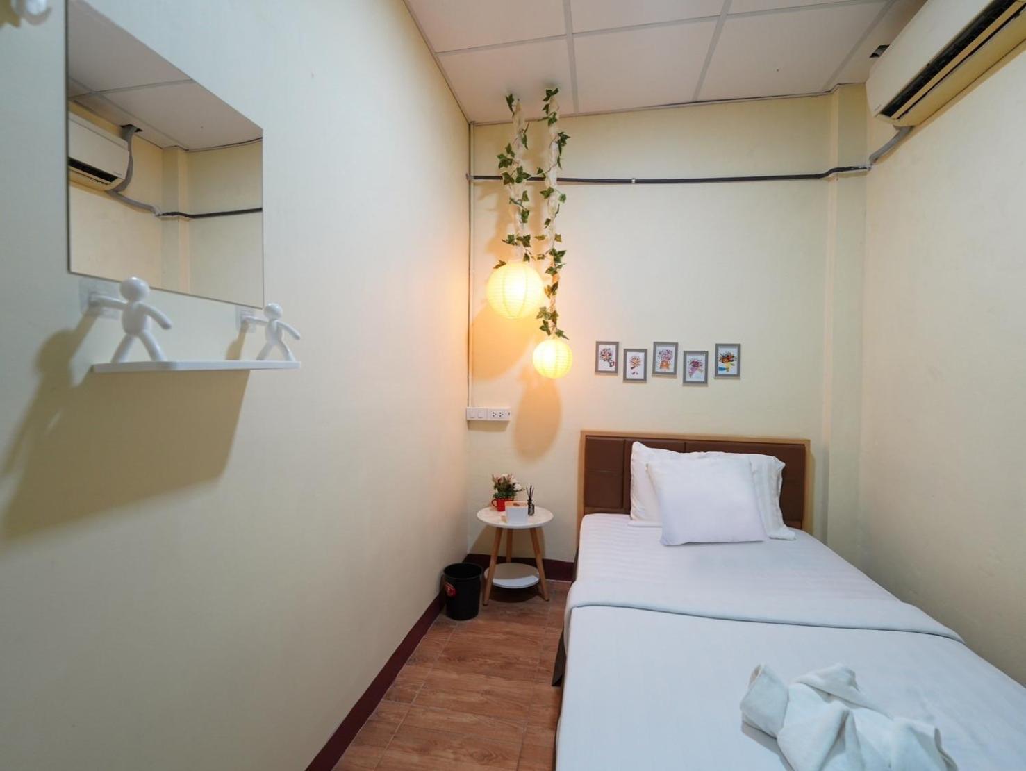 Ez Sleep @ Ratchada 19 Hostel Μπανγκόκ Εξωτερικό φωτογραφία